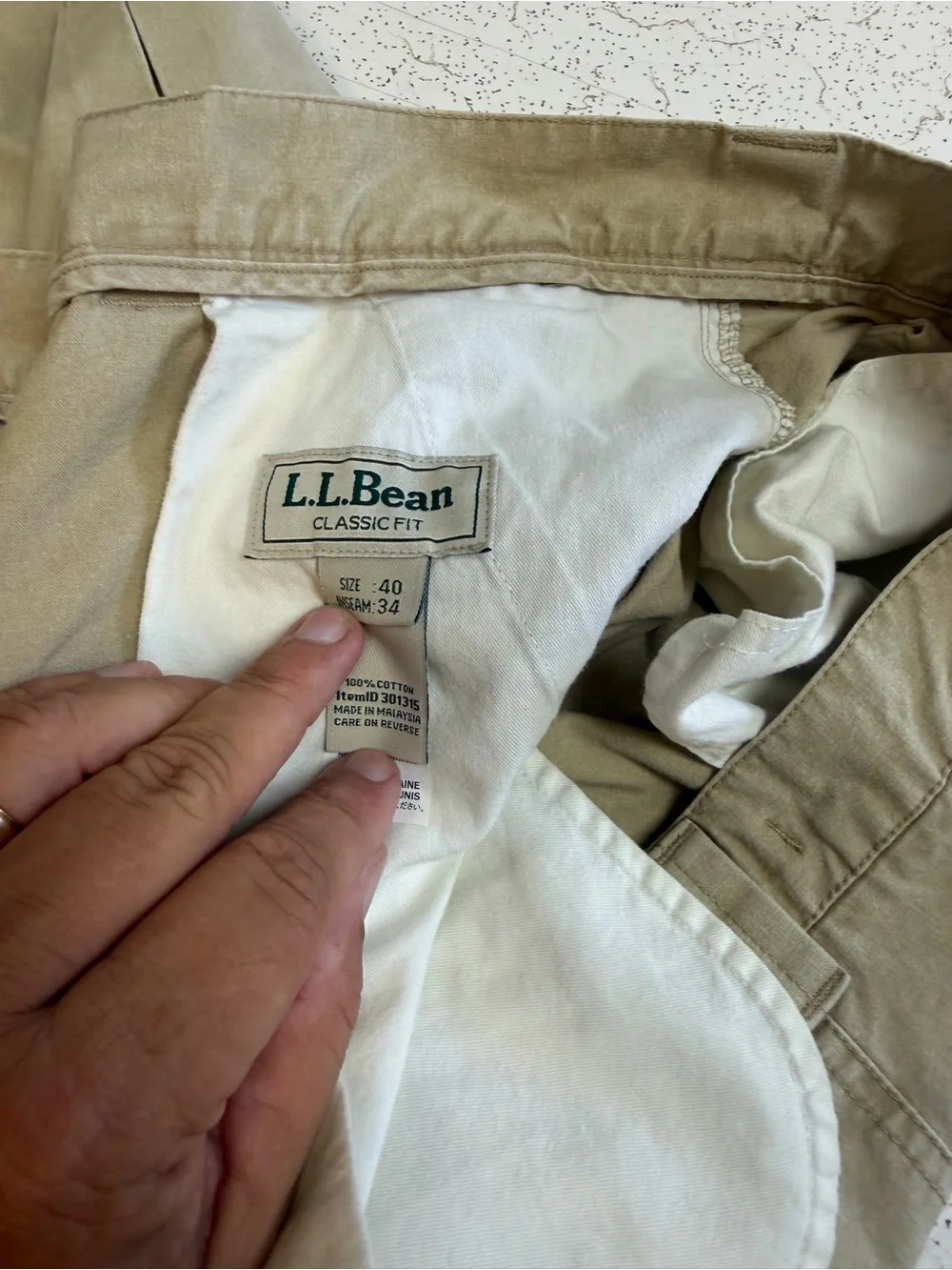 L.L. Bean Mens Cargo Pants 40x34Classic‎ Fit Khaki Stretch 100% Cotton